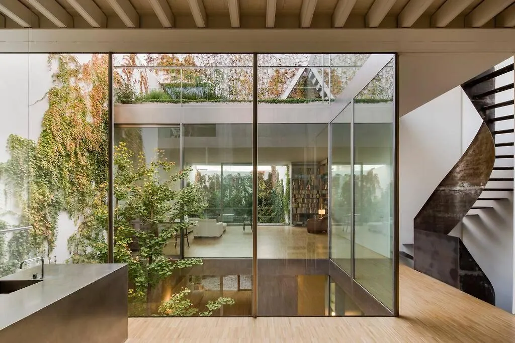 Luxe Vanguard & History, Top Pool. Inner Sanctum location