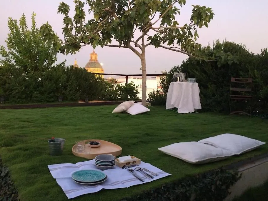 Luxe Vanguard & History, Top Pool. Inner Sanctum Seville 0*,  Spain