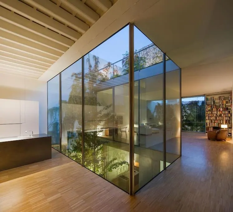 Luxe Vanguard & History, Top Pool. Inner Sanctum Seville Holiday home